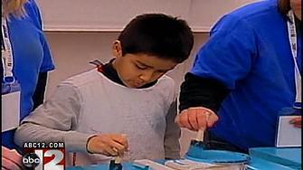 Saginaw Township mother and son volunteered
