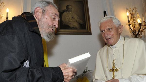 In this photo released by Cubadebate, Pope Benedict XVI, right, meets with Cuba's Fidel Castro in Havana, Cuba, Wednesday March 28, 2012. (AP Photo/Cubadebate)