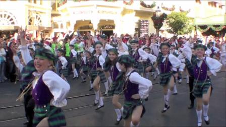 The students from Northbrooks DancEd dance center traveled to Florida to perform two numbers for the Disney Parks Christmas Day Parade.
