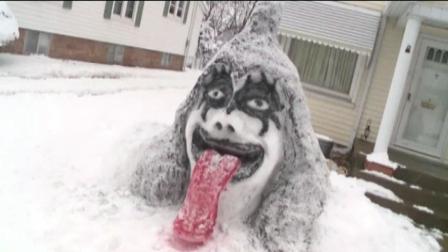 A man in the southern Illinois town of Collinsville has created a snow sculpture of Kiss singer/bassist Gene Simmons.