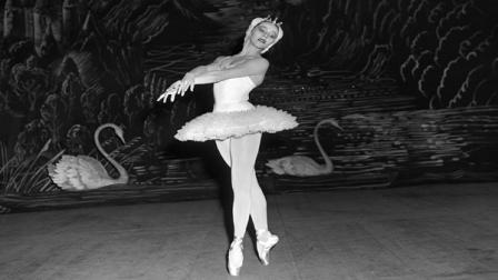 FILE - This Sept. 14, 1953 file photo shows Maria Tallchief, prima ballerina of the New York City Ballet, in Tschaikowskys Swan Lake during the opening performance of the companys engagement at the Scala Theater in Milan, Italy. Tallchief died died Thursday, April 11, 2013, in Chicago at the age of 88. Tallchief joined the company that would become the New York City Ballet in 1948. She was married for a time to George Balanchine, who founded the School of American Ballet in New York. Tallchief worked with Balanchine on such masterpieces as 1949s Firebird and his now-historic version of The Nutcracker. (AP Photo, file)