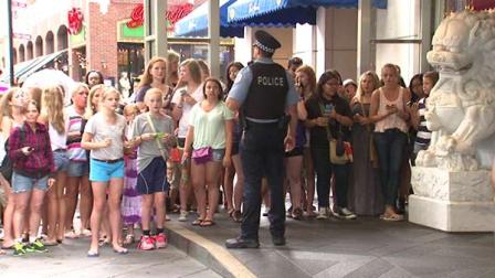 A throng of Beliebers - fans of Justin Beiber - lined up outside the Peninsula Chicago on Tuesday.