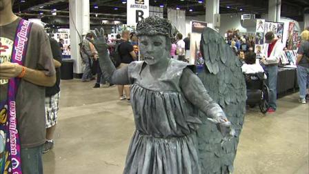 From the pages of comic books to the floor of the Stephens Convention Center in Rosemont, its the Wizard World Chicago Comic Con this weekend.