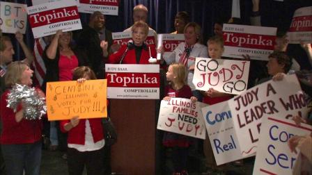 Judy Baar Topinka announced Sunday she is running for re-election as the Illinois comptroller.