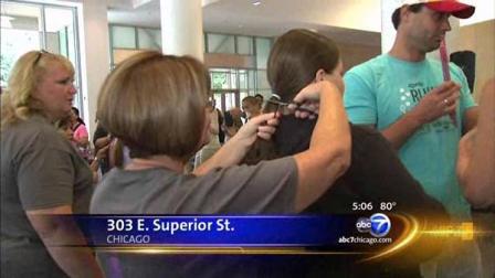  Northwestern Hospital and the Chicago Chapter of the Oncology Nursing Society hosted the Make the Cut hair donation event Sunday.