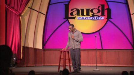 The Laugh Factory in Chicago wants to help people in the town of Washington.