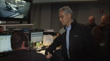 Mayor Rahm Emanuel checked on the citys response to the snow and bitter cold by visiting snow command, the place where Streets and Sanitation dispatchers monitor road conditions.