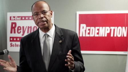 [FILE] Convicted former Congressman Mel Reynolds at a news conference Wednesday, Nov. 28, 2012, in Chicago. 