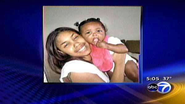 Nova Henry and her daughter Ava are shown in this image.