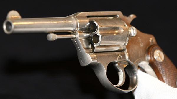 A handgun once owned by notorious gangster 