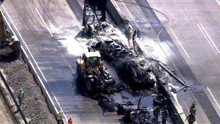 A major multi-vehicle accident has shutdown both traffic in both directions on I-94 near Wadsworth.