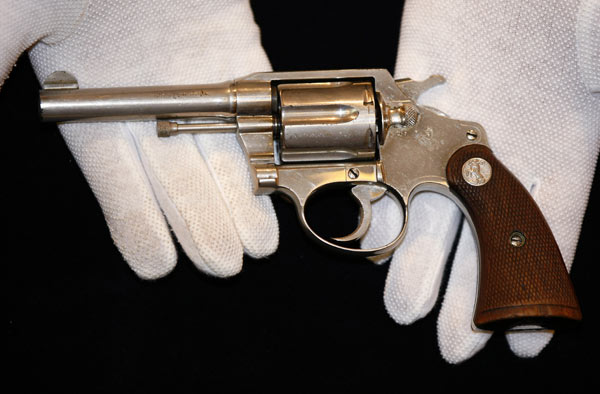 A handgun once owned by notorious gangster 