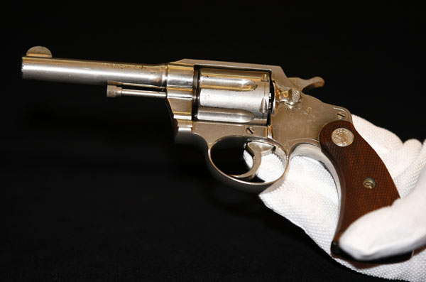 A handgun once owned by notorious gangster 