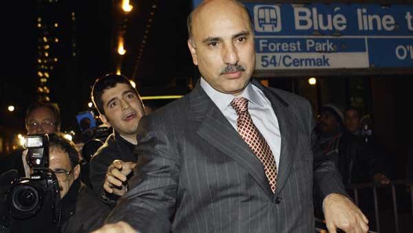 Rezko leaves the federal building in Chicago, Oct. 19, 2006, after his arraignment. (AP Photo/Nam Y. Huh)