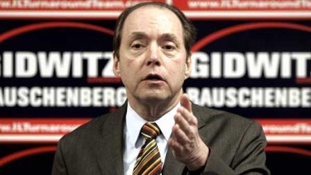Illinois Republican gubernatorial candidate Ron Gidwitz speaks at a news conference in Chicago Friday, Feb. 17, 2006.