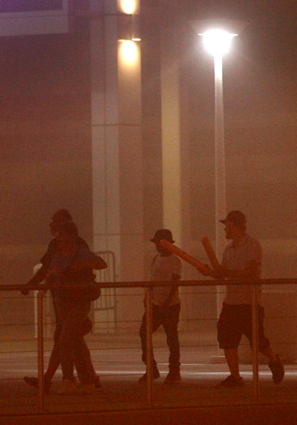 Dust storm rolls through Phoenix