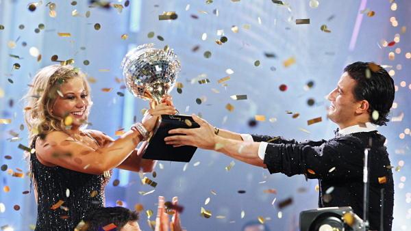 Shawn Johnson and Mark Ballas celebrate their victory on Dancing with the Stars. (ABC Photo)