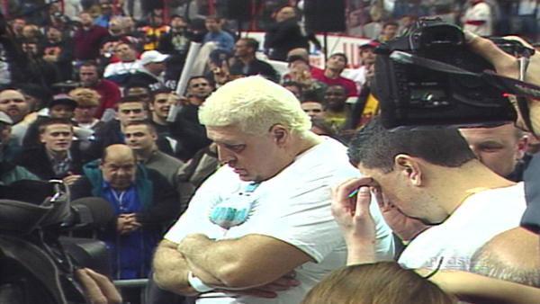 El Wingador, a 5-time Wing Bowl champ, and Super Squibb, the current 2-time defending Wing Bowl champi, await for the announcement of the winner of Wing Bowl 19.