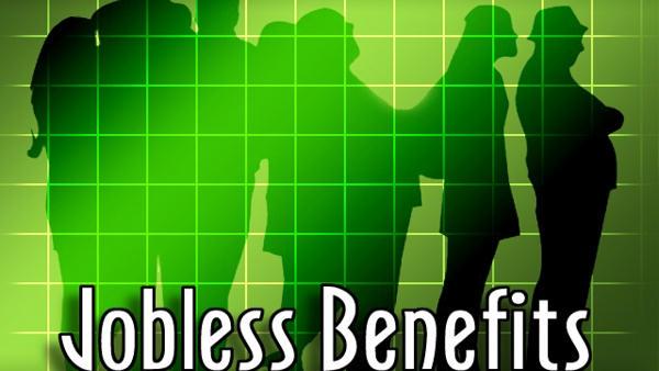 The number of newly laid off workers filing claims for unemployment benefits unexpectedly fell last week although the decline was not viewed as evidence of an improving job market.