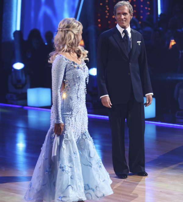 Michael Bolton and Chelsie Hightower perforemd...