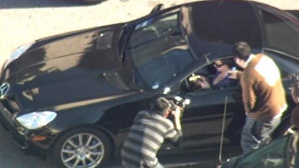 Britney Spears chased by paparazzi.
