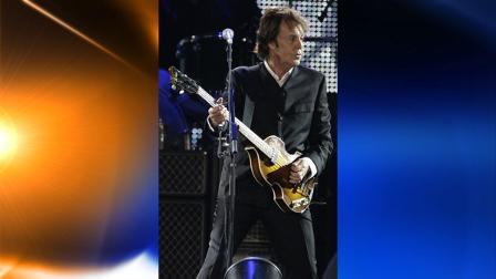 Musician Sir Paul McCartney performs at Citi Field Friday, July 17, 2009 in New York. (AP Photo/Frank Franklin II)