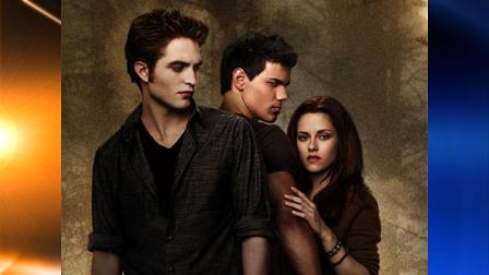 Robert Pattinson, Taylor Lautner, Kristen Stewart from Twilight: New Moon.