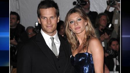 This is a May 4, 2009, file photo showing New England Patriots Tom Brady and his wife, model Gisele Bundchen arriving at the Metropolitan Museum of Arts Costume Institute Gala in New York. (AP Photo/Evan Agostini, File)