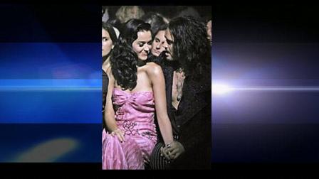 FILE - In this Oct. 7, 2009 file photo, U.S. singer Katy Perry, left, and her boyfriend British actor Russell Brand attend John Gallianos Spring-Summer 2010 fashion collection, presented in Paris. (AP Photo/Thibault Camus, file)
(AP)