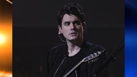 John Mayer performs on Wednesday, Jan. 27, 2010 in Franklin, Tenn. (AP Photo/Mark Humphrey)