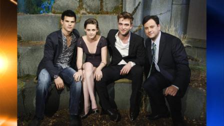 In this publicity image released by ABC, The Twilight Saga: Eclipse stars from left, Taylor Lautner, Kristen Stewart, and Robert Pattinson pose with host Jimmy Kimmel during the taping of a prime time special, Jimmy Kimmel Lives Twilight Saga: Total Eclipse of the Heart airing Wednesday, June 23, 2010 at 10 p.m. EST on ABC. The program will also feature spoofs of the film performed by cast members of Jersey Shore. (AP Photo/ABC, Michael Desmond)