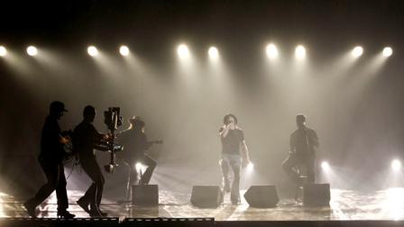 Kid Rock performs at the 38th Annual American Music Awards on Sunday, Nov. 21, 2010 in Los Angeles. (AP Photo/Matt Sayles)