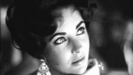 Dame Elizabeth Taylor. (PRNewsFoto/House of Taylor Jewelry, Inc.)