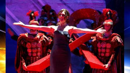 U.S. actress Brooke Shields arrives on stage during the opening ceremony of the 19th Life Ball in front of the city hall in Vienna, Austria, on Saturday, May 21, 2011. The Life Ball is a charity gala to raise money for people living with HIV and AIDS.(AP Photo/Ronald Zak)