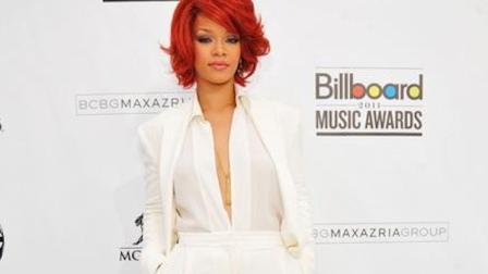 THE 2011 BILLBOARD MUSIC AWARDS - Singer Rihanna arrives at The 2011 Billboard Music Awards, airing live from the MGM Grand Garden Arena in Las Vegas on SUNDAY, MAY 22 (8:00-11:00 p.m., ET), on the ABC Television Network. (Photo by Kevin Mazur/WireImage via ABC)
