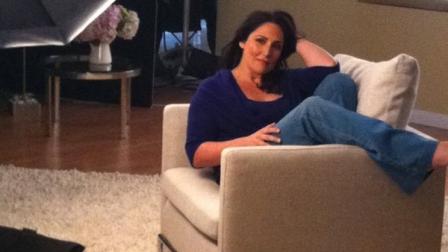 Photo shoot for new talk show, people! ;) Ricki Lake Tweeted alongside this photo on May 20, 2011.