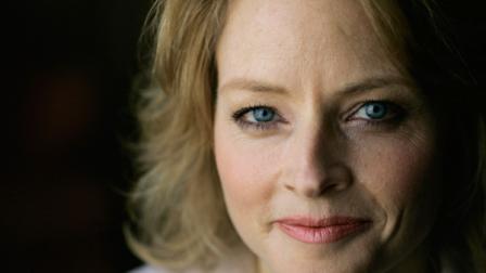 Actress Jodie Foster poses for a portrait at an interview for her film The Brave One during the Toronto International Film Festival in Toronto, Friday, Sept. 7, 2007. (AP Photo/Carolyn Kaster)