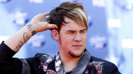 James Durbin arrives at the American Idol finale on Wednesday, May 25, 2011, in Los Angeles. American Idol finalist Durbin has married longtime girlfriend Heidi Lowe in a New Years Eve ceremony in a Santa Cruz Mountains chapel at the edge of a California redwood forest. (AP Photo/Matt Sayles)