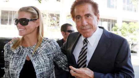 Casino mogul Steve Wynn arrives at court with his wife, Andrea, for his slander trial Thursday Sept. 6, 2012 in Los Angeles. Wynn is contesting accusations made by Girls Gone Wild creator, Joe Francis. (AP Photo/Nick Ut)