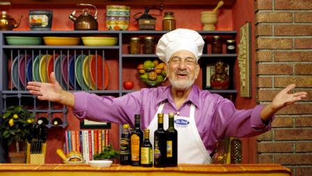 FILE -- In an Oct. 14, 2010, file photo Art Ginsburg, known as Mr. Food, is shown during TV rehearsal in Fort Lauderdale, Fla. Ginsburg, has died at his home in Weston, Fla., Wednesday Nov. 21, 2012. (AP Photo/Alan Diaz, file)