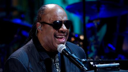 FILE - In this May 9, 2012 file photo, Stevie Wonder performs during the In Performance at the White House in the East Room of the White House in Washington, honoring songwriters Burt Bacharach and Hal David. Wonder is calling off a concert for a group that raises money for the Israeli military. Wonder had been scheduled to perform on Dec. 6, 2012 for Friends of the Israel Defense Forces, which raises money for Israeli soldiers and their families. (AP Photo/Carolyn Kaster, File)