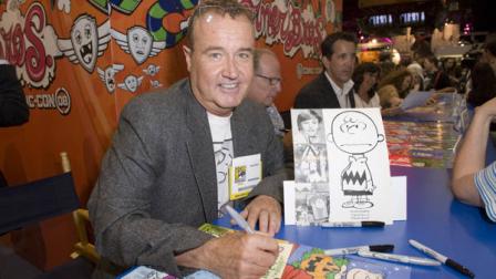 Peter Robbins, the original voice of Peanuts character Charlie Brown signs autographs at Comic Con in San Diego on Friday, July 25,2008 (AP Photo/Lisa Rose) North American Rights Only
