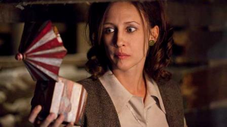 In this publicity image released by Warner Bros. Pictures, Vera Farmiga portrays Lorraine Warren in a scene from The Conjuring. (AP Photo/New Line Cinema/Warner Bros. Pictures, Michael Tackett)