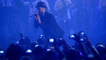 Justin Timberlake performs at IHeartRadio Music Festival, day 2, Saturday, September, 21, 2013 in Las Vegas, NV. (Photo by Al Powers/Powers Imagery/Invision /AP)