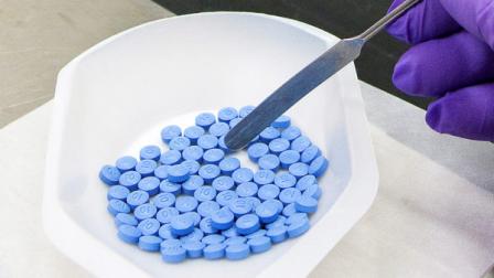 This photo provided by Food and Drug Administration shows Arena Pharmaceuticals anti-obesity pill Belviq. The Food and Drug Administration has approved Belviq, the first new prescription drug for long-term weight loss to enter the U.S. market in over a decade. The agency cleared the pill Wednesday for adults who are obese or are overweight with at least one medical complication, such as diabetes or high cholesterol. (AP Photo/Food and Drug Administration)