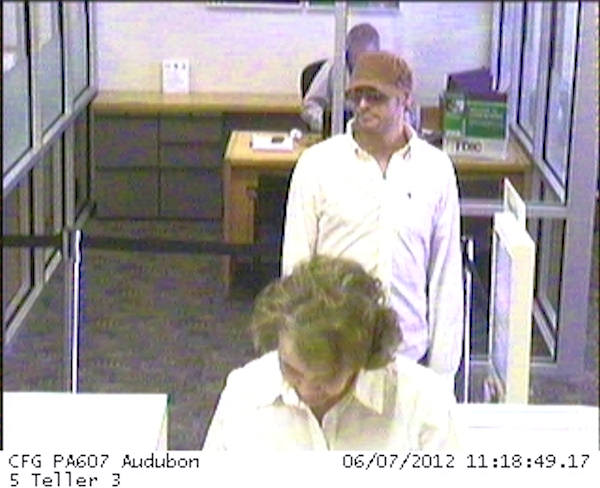 Citizens Bank robbed