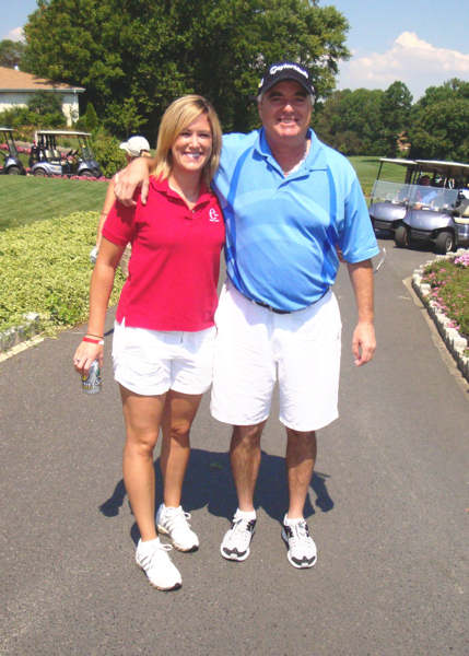 Jamie Apody and her dad Les, the golfer