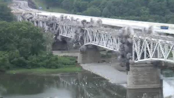 Allegheny River Bridge demolition