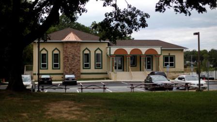 Mosque in Berwyn