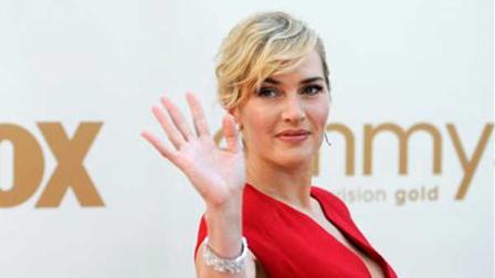Kate Winslet arrives at the 63rd Primetime Emmy Awards on Sunday, Sept. 18, 2011 in Los Angeles. (AP Photo/Chris Pizzello)
